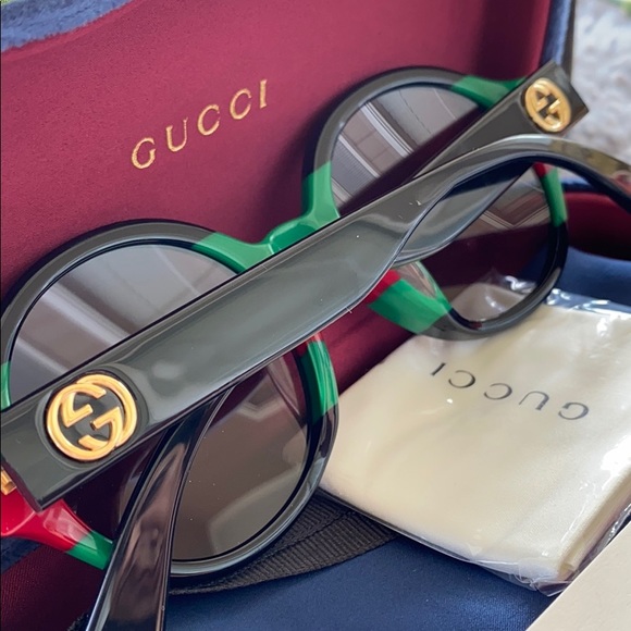 New🔥Gucci sunglasses ❤️💚🖤🧡 - Picture 7 of 11